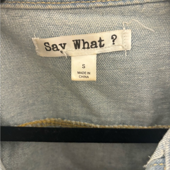 Distressed Denim Jean Jacket With Rose Patch Details - Picture 4 of 5